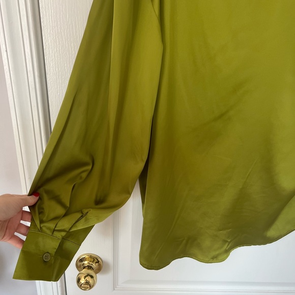 Bright green button down shirt in a size s/m by et clet for sale! - Picture 14 of 16